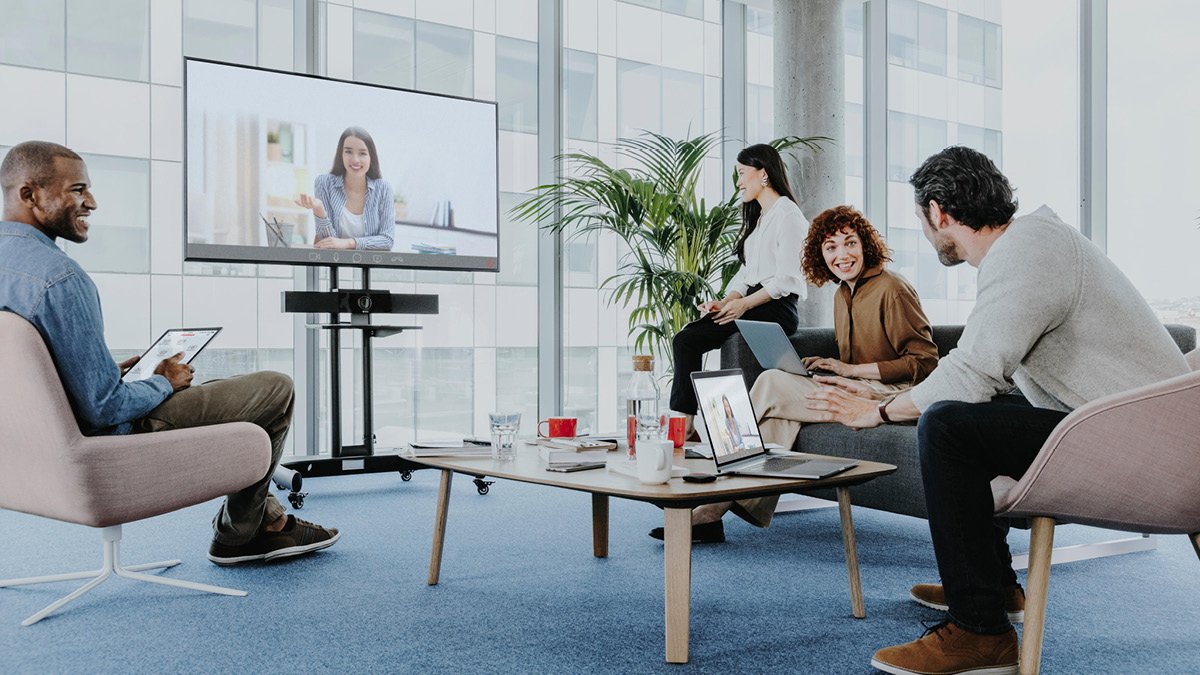 The Rise of Hybrid Work Models: Unlocking the Pros and Possibilities